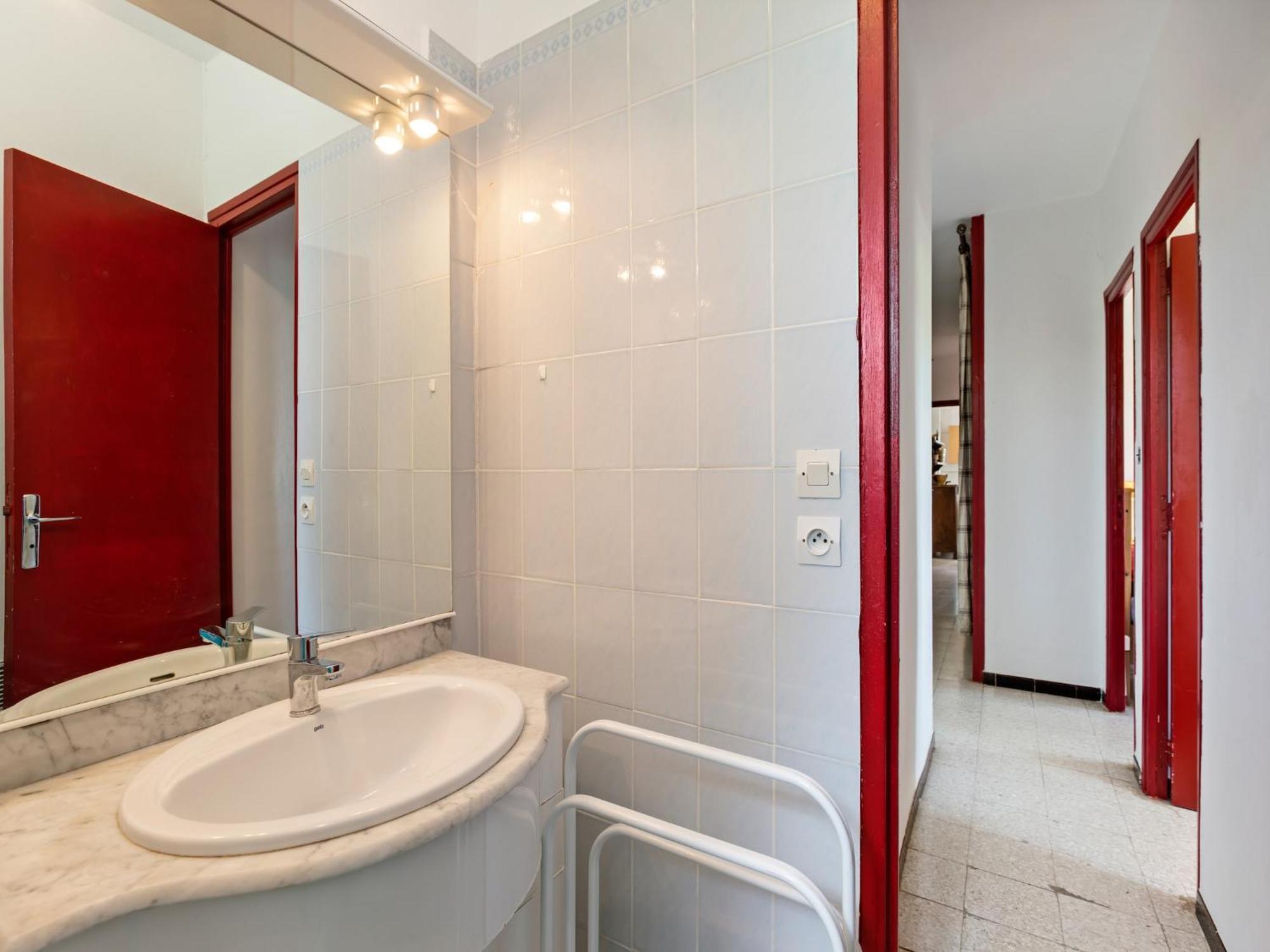 Apartment With Pool Amid Vineyards And Near The Beach Mèze المظهر الخارجي الصورة
